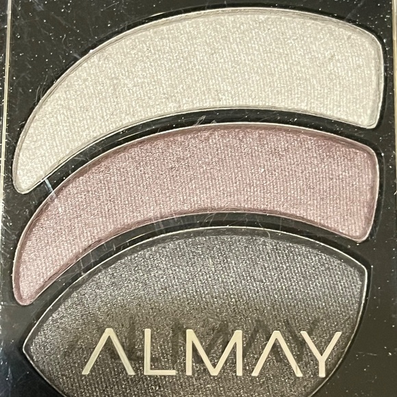 NEW  Almay Smoky Eye Trio Eye Shadow #40 LAVENDER HAZE, Shimmer - Picture 6 of 7